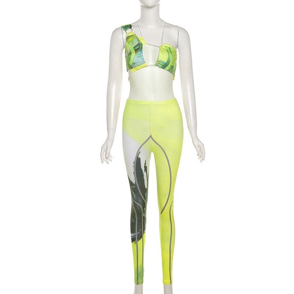 Lemondae two piece set. - Picture 4 of 4